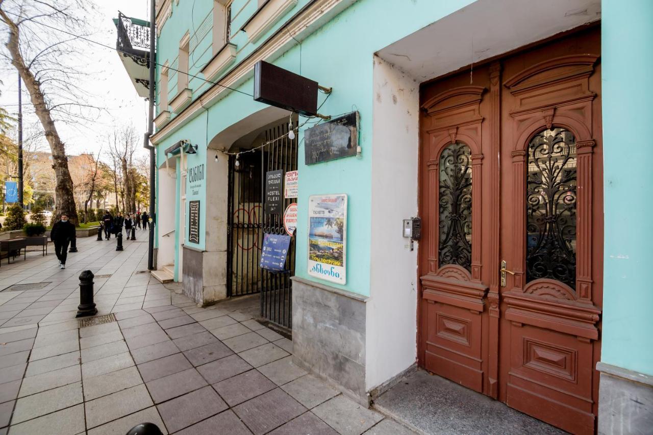Rustaveli Downtown Aparthotel Тбілісі Екстер'єр фото